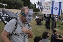Spet odložena zaprisega izraelske vlade