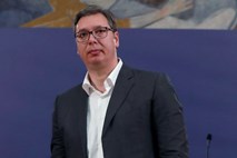 Vučić v Šid zaradi migrantov poslal vojsko