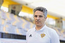 Oliver Bogatinov, športni direktor NK Maribor: Po kavč trenerjih dobivamo še kavč igralce in klube