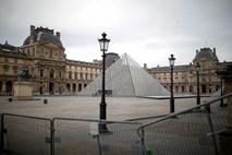 Pariški Louvre bo vrata znova odprl 6. julija