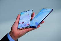 Samsung z rastjo dobička in padcem s prestola največjega proizvajalca pametnih telefonov 