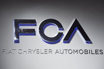 Fiat Chrysler z milijardno izgubo