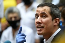 Izigrani Guaido je napovedal volilni bojkot, del opozicije se ne strinja