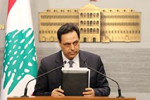 Libanonski premier po uničujoči eksploziji naznanil odstop vlade