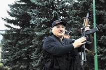 Lukašenko ustrahuje, opoziciji manjka vodja