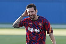 Barcelona z Messijem kot kapetanom do prve zmage 