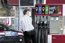 Sprostitev cen goriv: Je minister delničar vedel za pripravljajoči se ukrep?