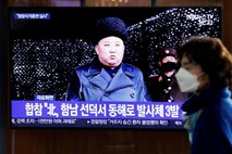 Kimu »zelo žal« za smrt južnokorejskega uradnika