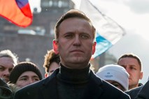Navalni Putinu očita, da je odgovoren za njegovo zastrupitev