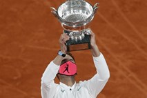 #foto Rafael Nadal pokazal, kdo je gospodar Roland Garrosa