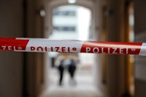 Na Dunaju mati ubila tri majhne hčerke