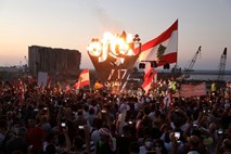 V Libanonu leto dni po začetku protestov na ulicah znova na tisoče ljudi