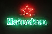 Heineken v devetih mesecih z občutnim padcem dobička 