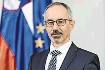 Minister Jože Podgoršek odslovil šefa direktorata za hrano Bojana Pahorja
