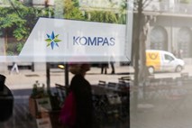 Fortenova agencijo Kompas prodala luksemburški družbi