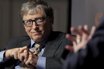 Bill Gates tudi po koncu pandemije napoveduje drastičen upad poslovnih potovanj