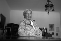 V 99. letu umrla pionirka slovenske pediatrije Zora Konjajev