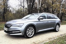 Kratki test: Škoda superb combi iV style – tiho, tišje, najtišje