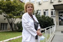 Predsednica zdravniške zbornice je Bojana Beović