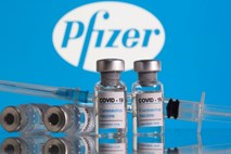 Nova pošiljka Pfizerjevega cepiva v Sloveniji, cepivo AstraZenece v sredo v zdravstvene domove