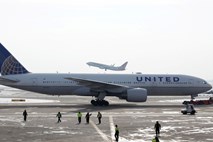 Po odpovedi motorja številna letala boeing 777 ostajajo prizemljena 