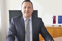 Ministru Jožetu Podgoršku je pobegnil edini državni sekretar