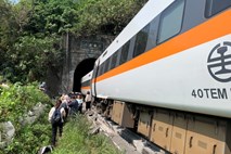Huda železniška nesreča na Tajvanu
