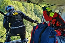 #foto Gorski reševalci imajo polne roke dela: zdrsi in neprimerna oprema