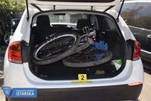 Slovenca po hrvaških kampih kradla kolesa
