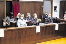 V zadevi Marina sodišče zavrnilo predlog o Racmanovi varščini, prvič pričale tudi domnevne oškodovanke