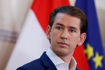 Kurz odstopil s položaja avstrijskega kanclerja