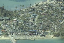 Super tajfun na Filipinih povzročil zaskrbljujoče uničenje