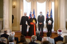 Predsednik Pahor vročil odlikovanja kardinalu Rodetu, škofu Filu in muftiju Grabusu