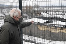Borrell v Ukrajini: Simbolični obisk podpore na fronti