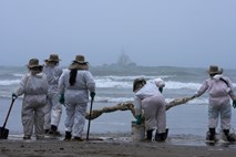 Peru zaradi razlitja nafte razglasil izredne okoljske razmere