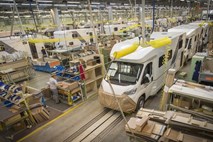 Novomeška gazela Adria Mobil krepi obseg proizvodnje in zaposluje
