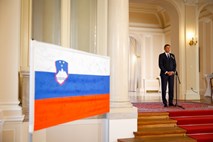 Pahor podelil pet državnih odlikovanj red za zasluge