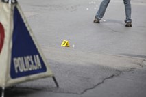 V streljanju v Srbiji ubit migrant, sedem ranjenih