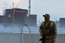 Rusija obtožuje Ukrajino obstreljevanja jedrske elektrarne v Zaporožju
