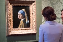 Zaporna kazen za okoljska aktivista, ki sta se znesla nad Vermeerjevo mojstrovino

