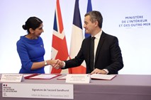 Pariz in London z novim sporazum za preprečevanje nezakonitih migracij

