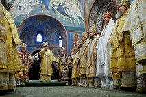 Zelenski: Ukrajina bo omejila delovanje verskih organizacij povezanih z Rusijo