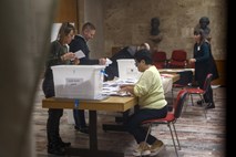 Do 16. ure 27,41-odstotna volilna udeležba