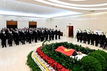 Na Kitajskem slovo od nekdanjega predsednika Jiang Zemina