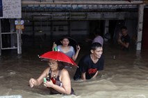 V silovitih poplavah na Filipinih več mrtvih