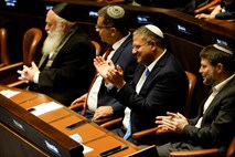 V Izraelu prisegla najbolj desna vlada doslej

