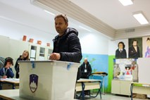 Civilnodružbene organizacije Goloba javno pozivajo k spremembi volilnega sistema