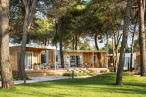 Cene luksuznih nastanitev in kampov na hrvaški obali letos za petino višje