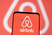 Airbnb ob okrevanju turizma lani prvič z dobičkom