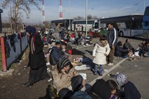 V EU lani več kot 880.000 prvih prošenj za azil